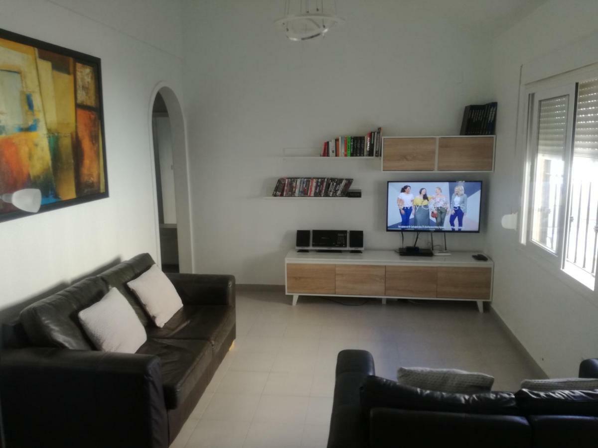 2 Bedroom Newly Renovated Bungalow Close To Bars & Restaurants Los Alcázares Exterior foto